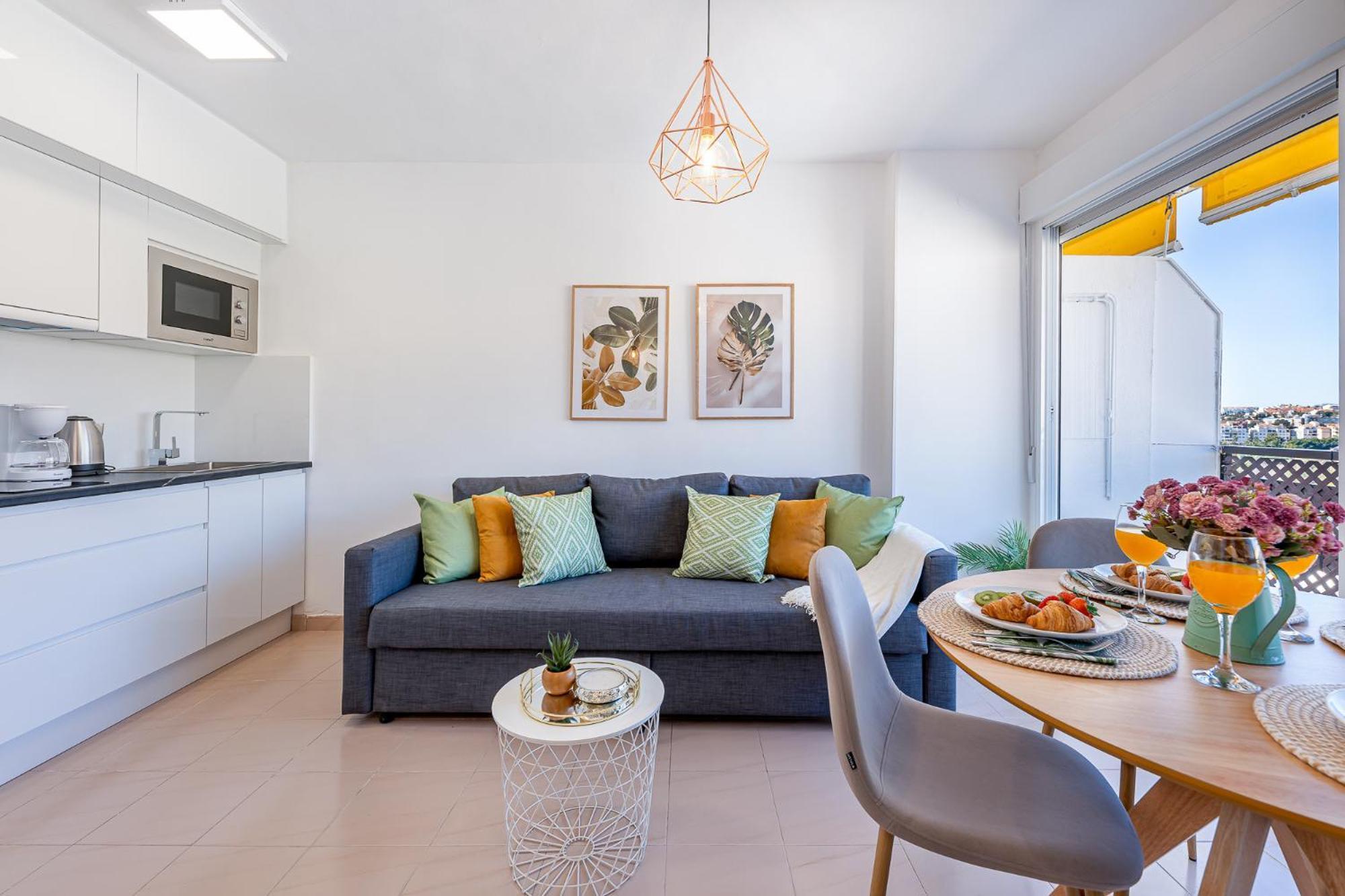 797 - Acogedor Con Hermosas Vistas * Benalmadena